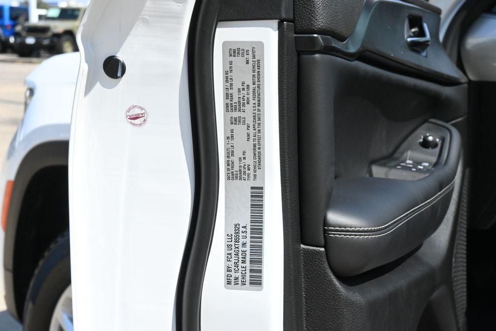 2026 Jeep Grand Cherokee GRAND CHEROKEE L LAREDO X 4X2