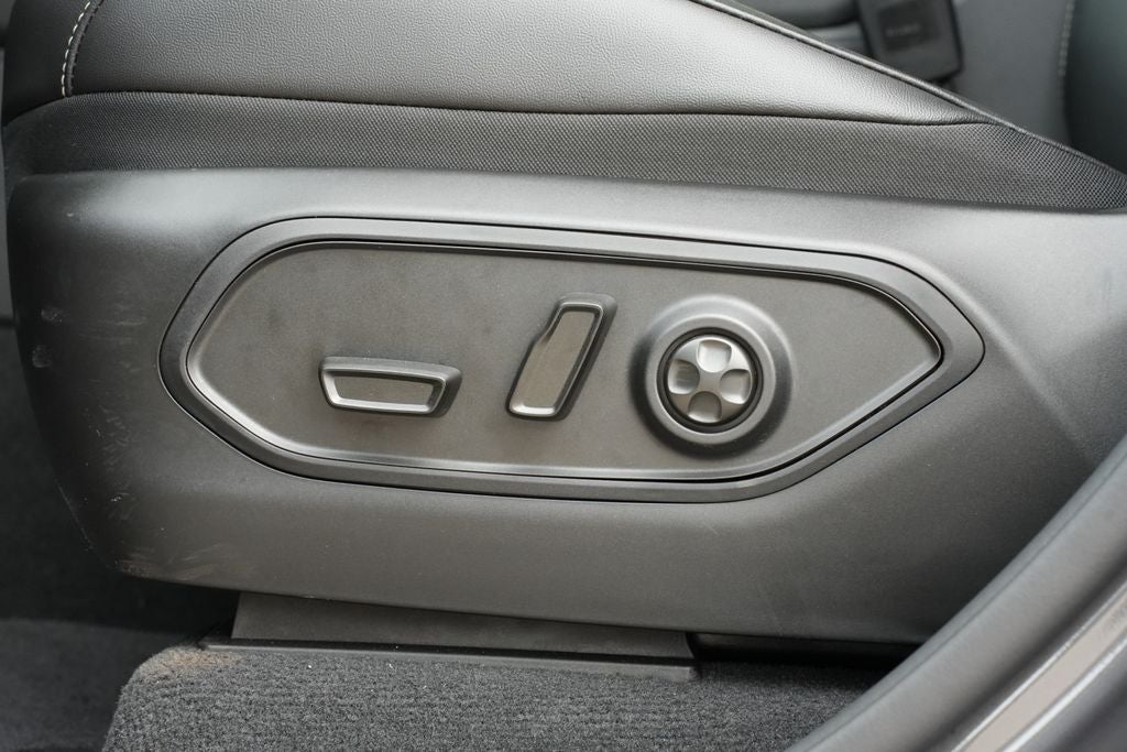 2026 Jeep Grand Cherokee GRAND CHEROKEE L LAREDO ALTITUDE 4X2