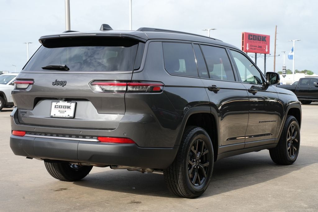 2026 Jeep Grand Cherokee GRAND CHEROKEE L LAREDO ALTITUDE 4X2