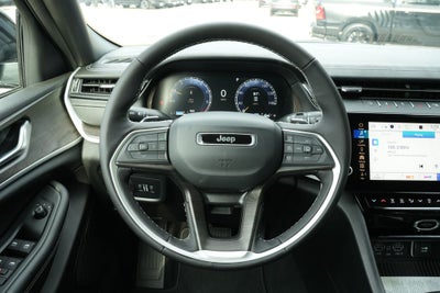 2026 Jeep Grand Cherokee GRAND CHEROKEE L LAREDO ALTITUDE 4X2