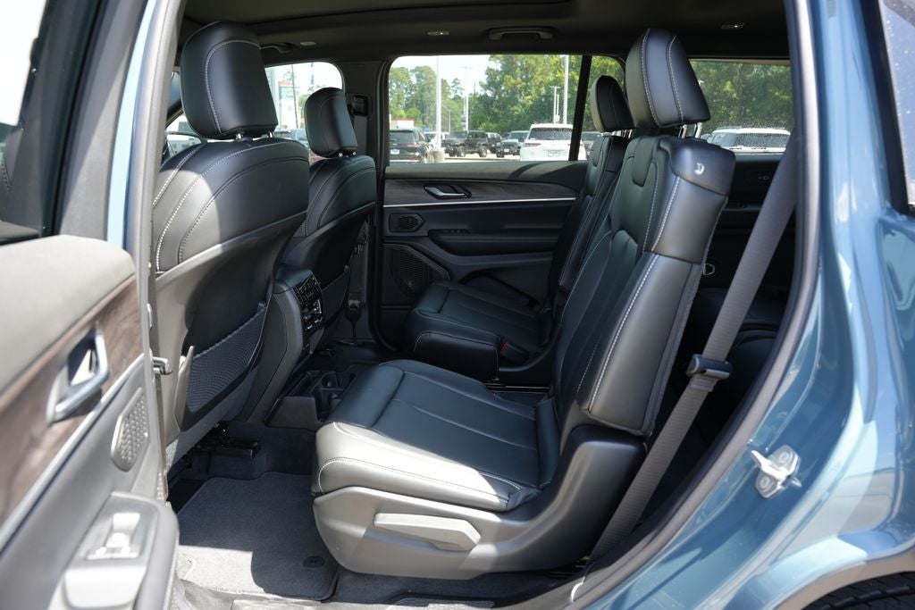 2026 Jeep Grand Cherokee GRAND CHEROKEE L LIMITED 4X2
