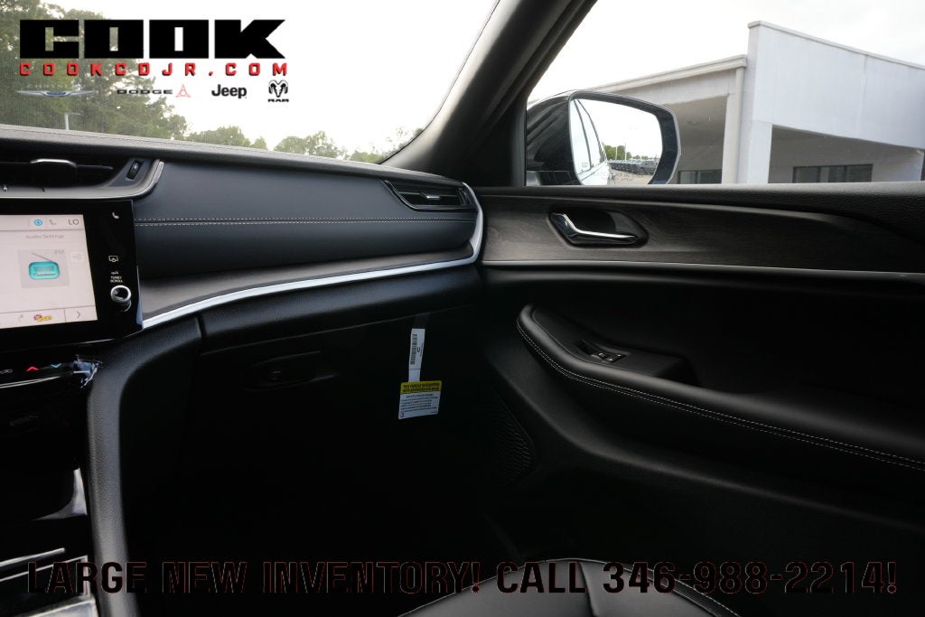 2027 Jeep Grand Cherokee L GRAND CHEROKEE L LIMITED 4X2