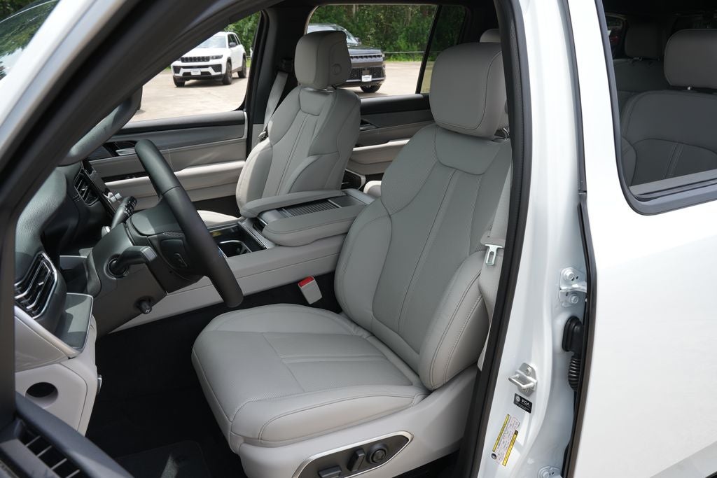 2026 Jeep Grand Wagoneer GRAND WAGONEER 4X2