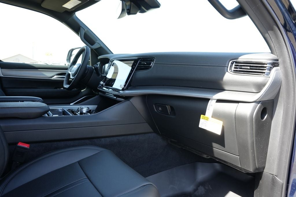 2026 Jeep Grand Wagoneer GRAND WAGONEER UPLAND 4X4