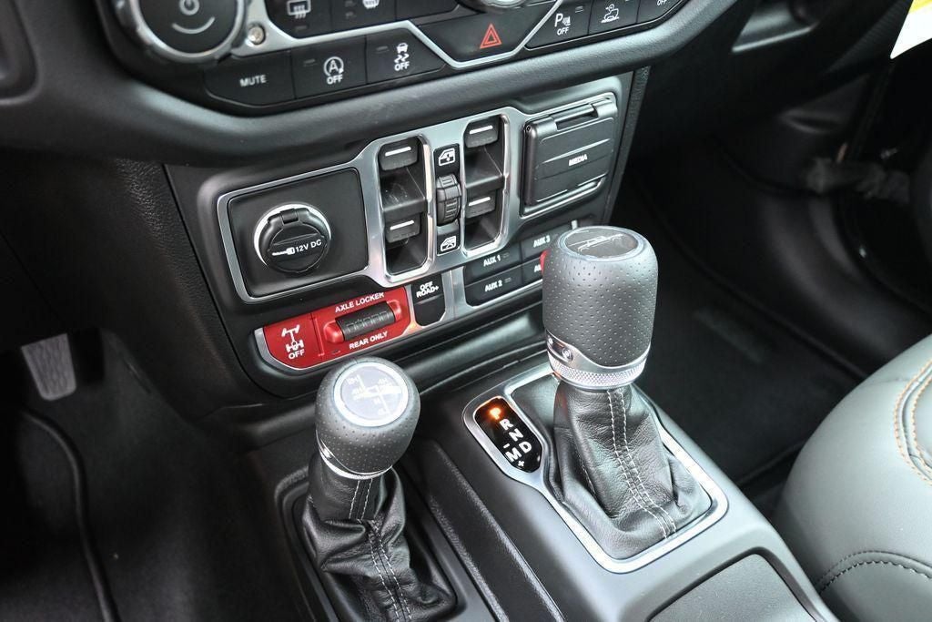 2026 Jeep Gladiator GLADIATOR MOJAVE X 4X4