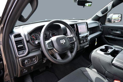 2026 RAM 1500 RAM 1500 EXPRESS QUAD CAB 4X2 6'4' BOX