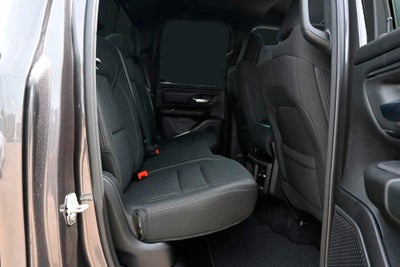 2026 RAM 1500 RAM 1500 EXPRESS QUAD CAB 4X2 6'4' BOX
