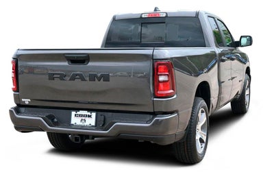 2026 RAM 1500 RAM 1500 EXPRESS QUAD CAB 4X2 6'4' BOX