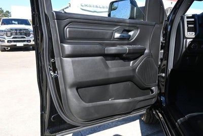2026 RAM 1500 RAM 1500 EXPRESS QUAD CAB 4X2 6'4' BOX