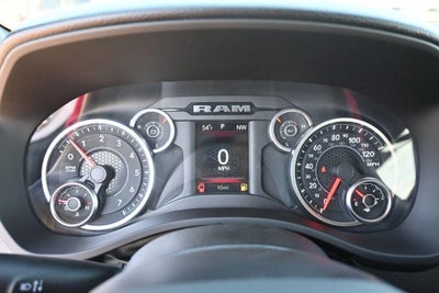 2026 RAM 1500 RAM 1500 EXPRESS QUAD CAB 4X2 6'4' BOX