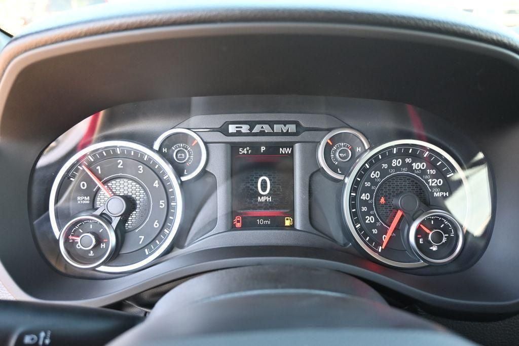2026 RAM 1500 RAM 1500 EXPRESS QUAD CAB 4X2 6'4' BOX