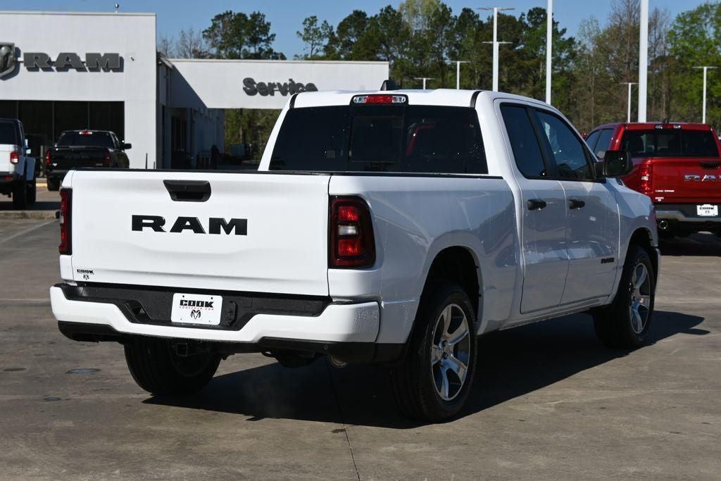 2026 RAM 1500 RAM 1500 EXPRESS QUAD CAB 4X2 6'4' BOX