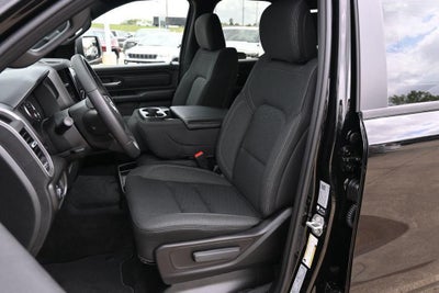 2026 RAM 1500 RAM 1500 EXPRESS QUAD CAB 4X2 6'4' BOX