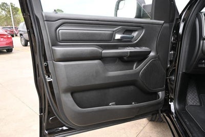 2026 RAM 1500 RAM 1500 EXPRESS QUAD CAB 4X2 6'4' BOX