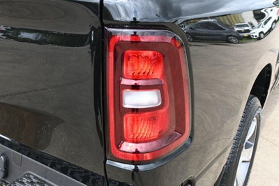 2026 RAM 1500 RAM 1500 EXPRESS QUAD CAB 4X2 6'4' BOX
