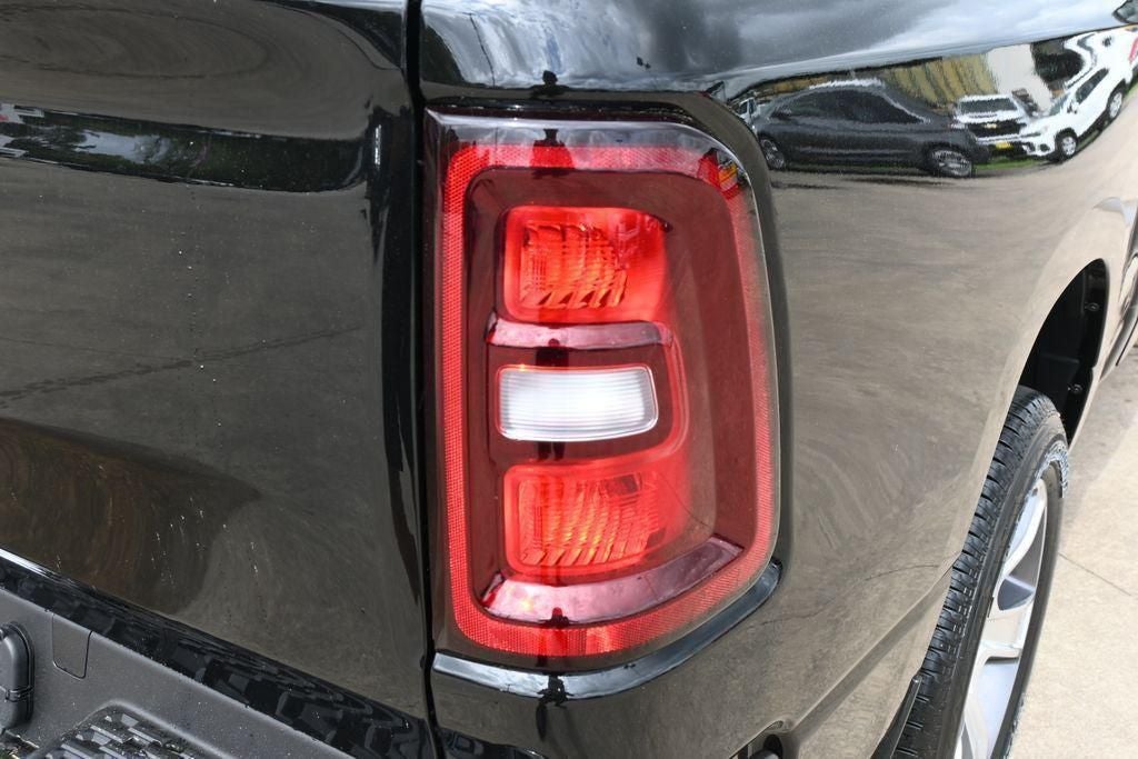 2026 RAM 1500 RAM 1500 EXPRESS QUAD CAB 4X2 6'4' BOX