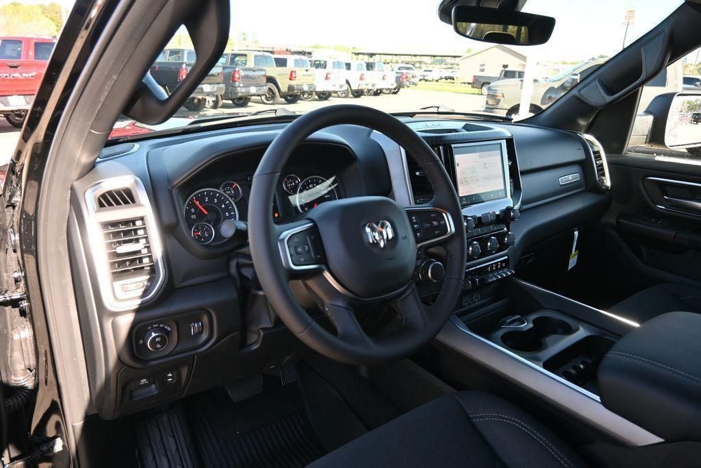 2026 RAM 1500 RAM 1500 LONE STAR CREW CAB 4X4 5'7' BOX
