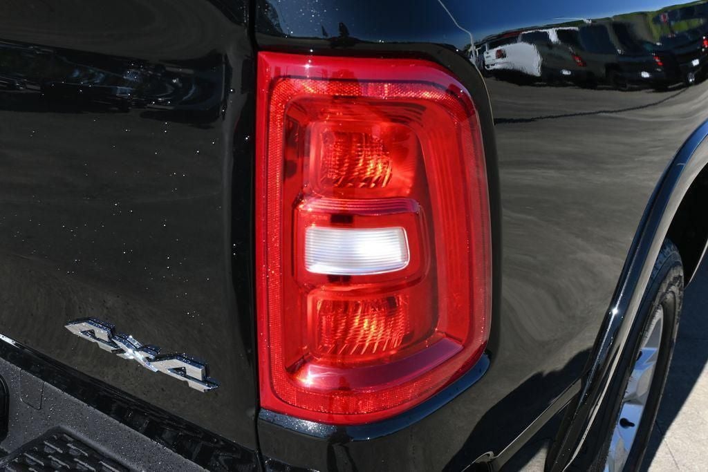 2026 RAM 1500 RAM 1500 LONE STAR CREW CAB 4X4 5'7' BOX