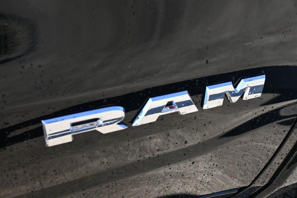 2026 RAM 1500 RAM 1500 LONE STAR CREW CAB 4X4 5'7' BOX