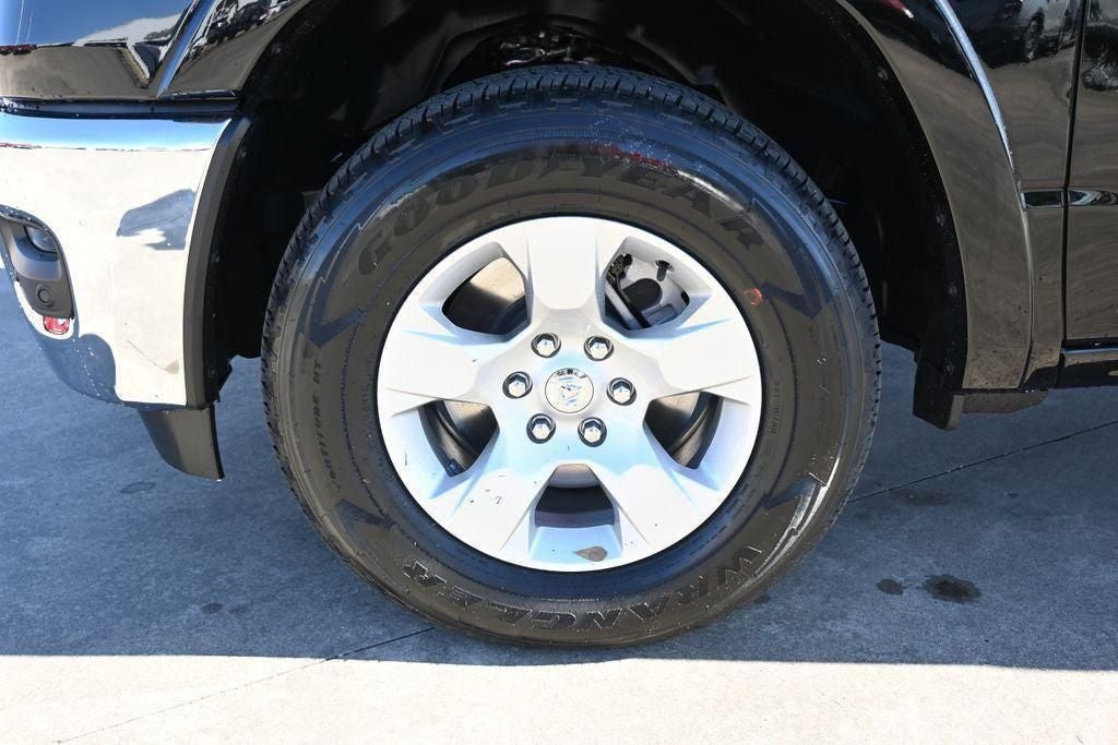 2026 RAM 1500 RAM 1500 LONE STAR CREW CAB 4X4 5'7' BOX