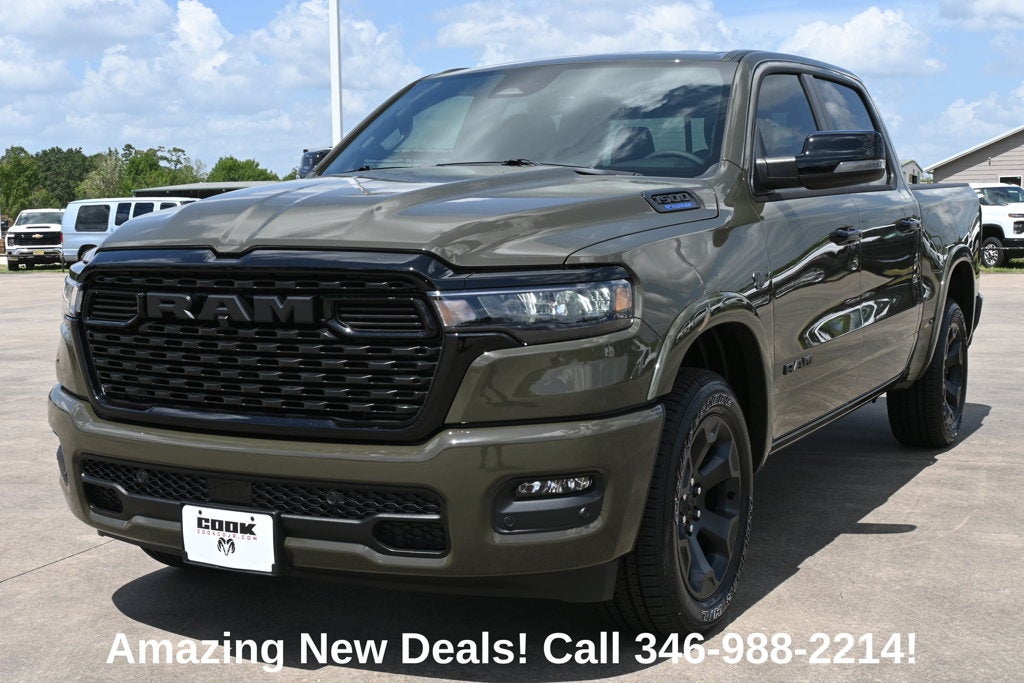 2027 RAM 1500 RAM 1500 LONE STAR CREW CAB 4X4 5'7' BOX