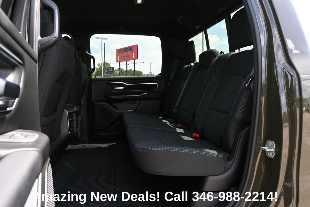 2027 RAM 1500 RAM 1500 LONE STAR CREW CAB 4X4 5'7' BOX
