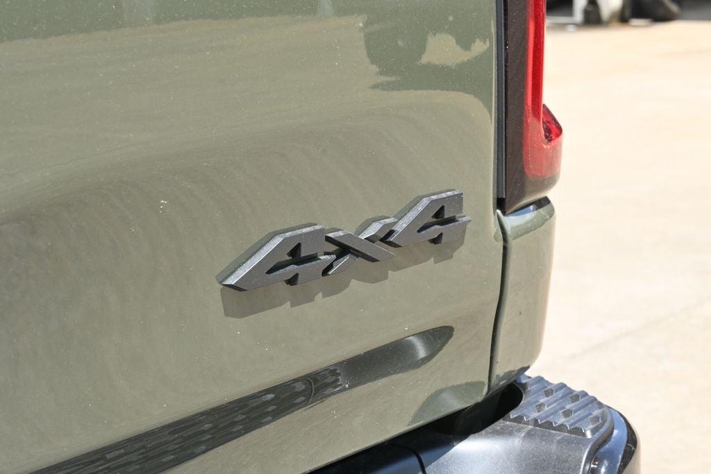 2026 RAM 1500 RAM 1500 LONE STAR CREW CAB 4X4 5'7' BOX