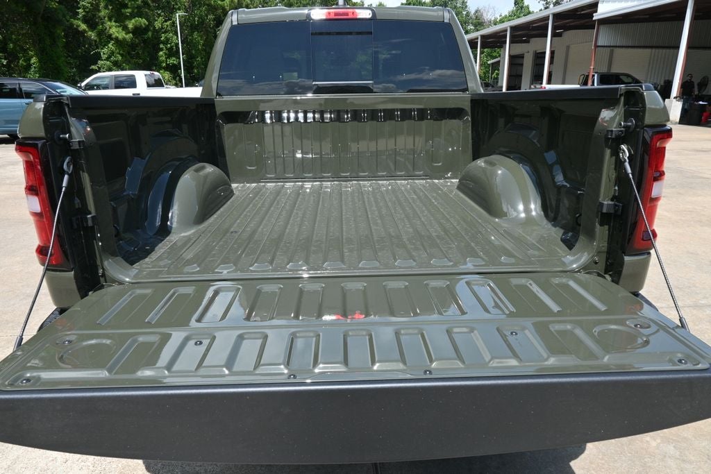 2026 RAM 1500 RAM 1500 LONE STAR CREW CAB 4X4 5'7' BOX
