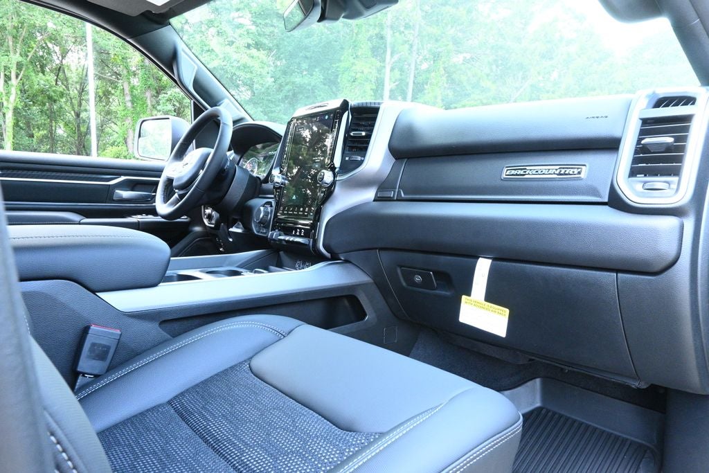 2026 RAM 1500 RAM 1500 LONE STAR CREW CAB 4X4 5'7' BOX