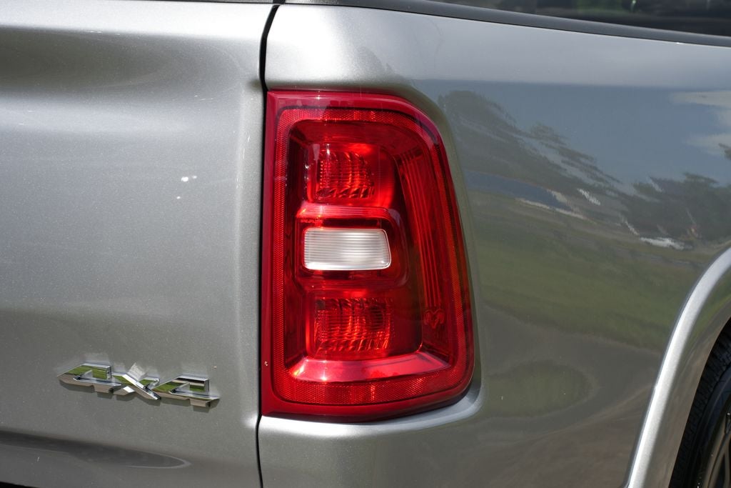 2026 RAM 1500 RAM 1500 LONE STAR CREW CAB 4X4 5'7' BOX