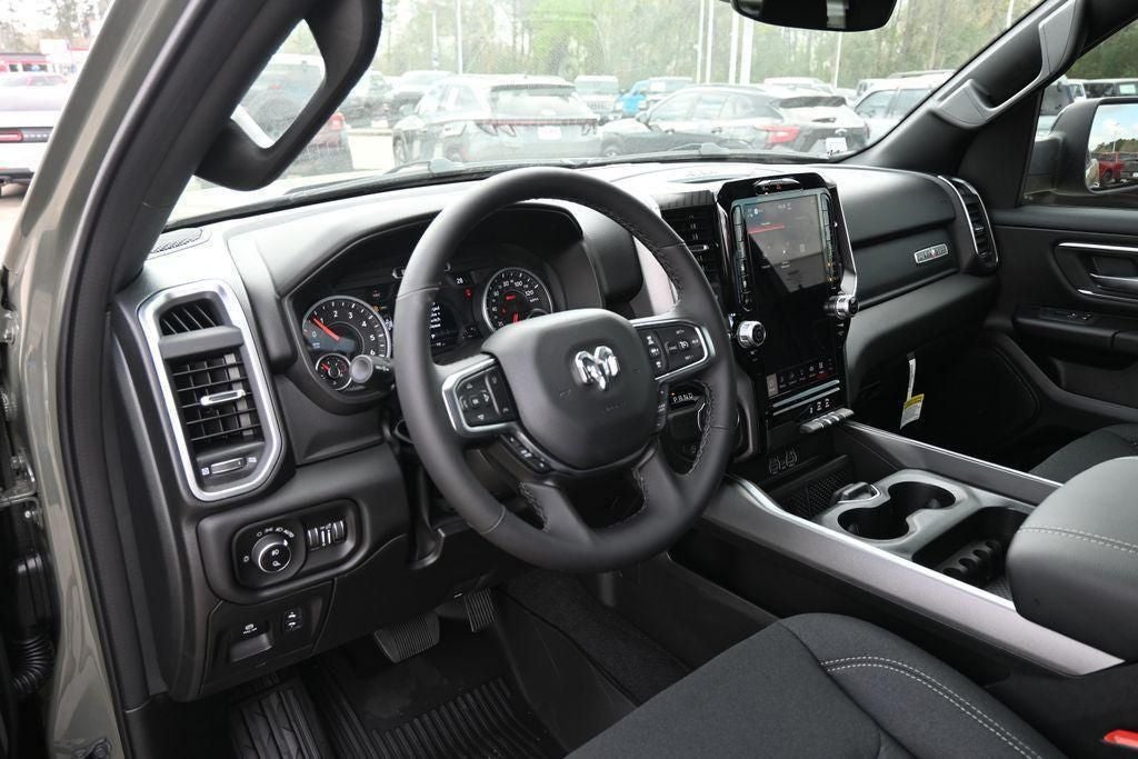 2026 RAM 1500 RAM 1500 LONE STAR CREW CAB 4X4 5'7' BOX