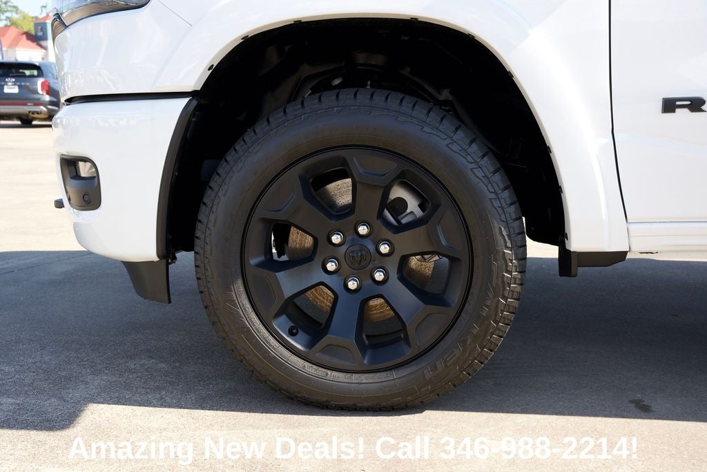 2027 RAM 1500 RAM 1500 LONE STAR CREW CAB 4X4 5'7' BOX
