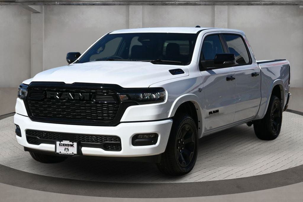 2026 RAM 1500 LONE STAR CREW CAB 4X4 5'7' BOX