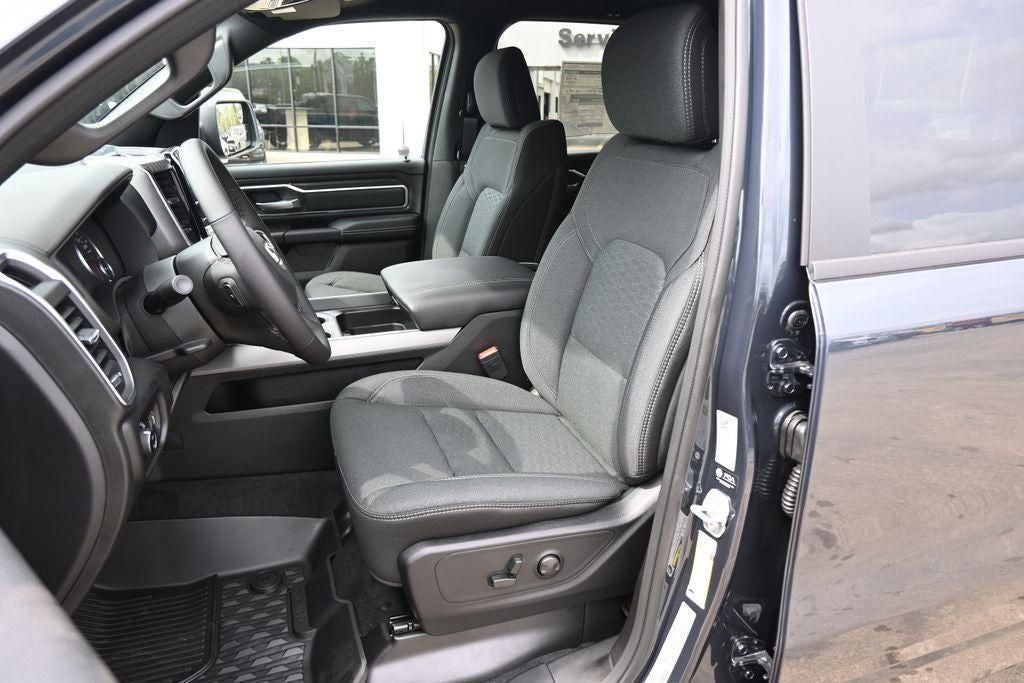 2026 RAM 1500 RAM 1500 LONE STAR CREW CAB 4X4 5'7' BOX