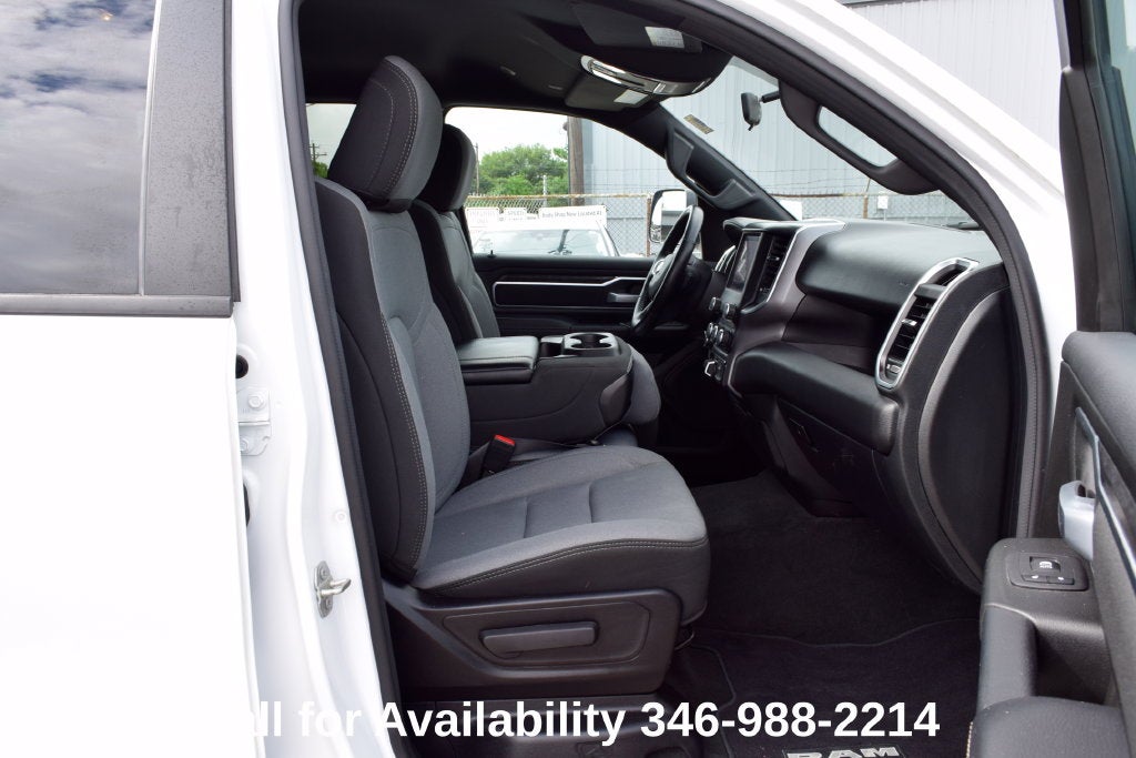 2024 RAM 1500 Big Horn Crew Cab 4x4 5'7' Box