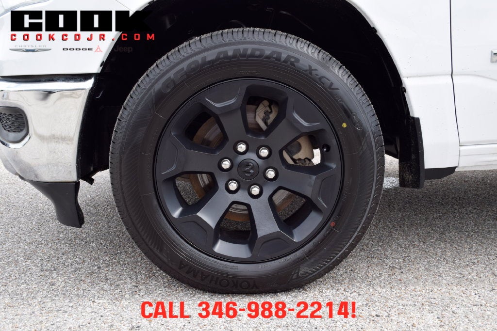 2024 RAM 1500 Big Horn Crew Cab 4x4 5'7' Box