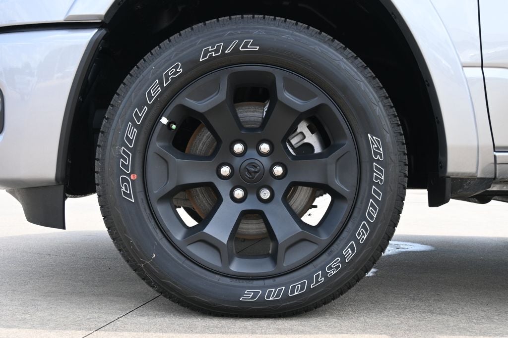 2026 RAM 1500 RAM 1500 LONE STAR CREW CAB 4X4 5'7' BOX