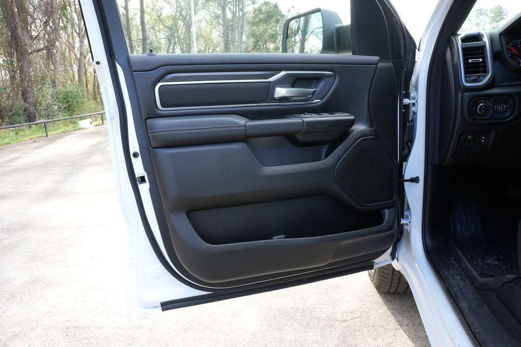 2026 RAM 1500 RAM 1500 LONE STAR CREW CAB 4X4 5'7' BOX