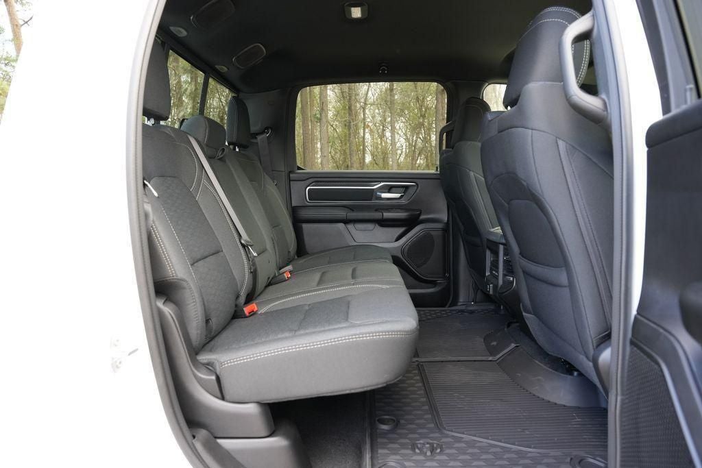 2026 RAM 1500 RAM 1500 LONE STAR CREW CAB 4X4 5'7' BOX