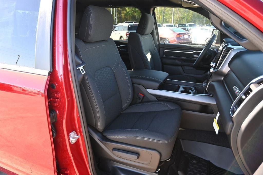 2026 RAM 1500 RAM 1500 LONE STAR CREW CAB 4X4 5'7' BOX