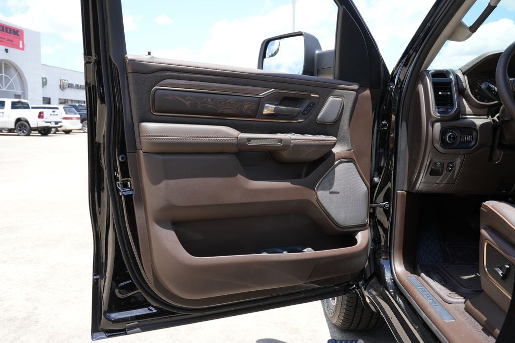 2026 RAM 1500 RAM 1500 LIMITED LONGHORN CREW CAB 4X4 5'7' BOX