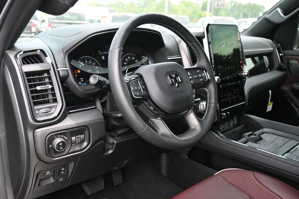 2026 RAM 1500 RAM 1500 LIMITED CREW CAB 4X4 5'7' BOX