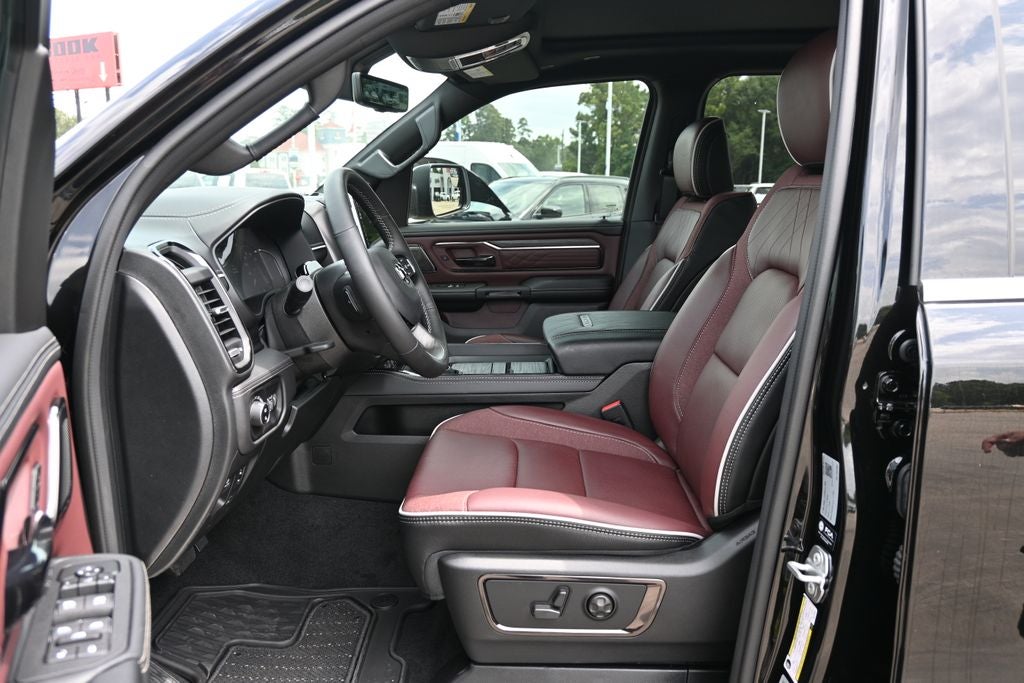 2026 RAM 1500 RAM 1500 LIMITED CREW CAB 4X4 5'7' BOX
