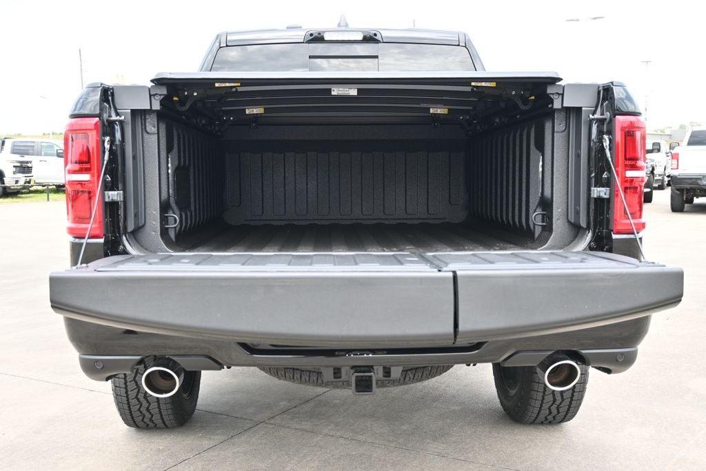 2026 RAM 1500 RAM 1500 LIMITED CREW CAB 4X4 5'7' BOX