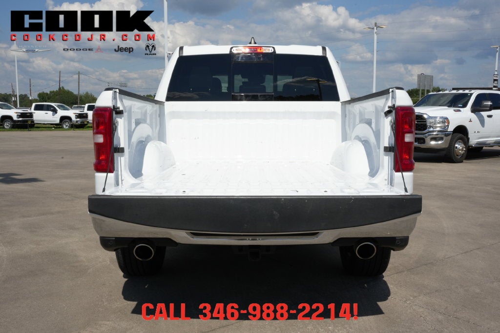 2026 RAM 1500 Laramie Crew Cab 4x4 5'7' Box