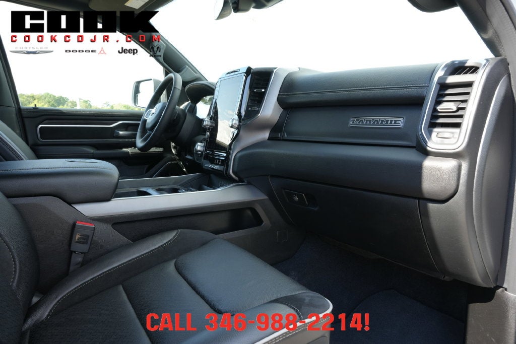 2026 RAM 1500 Laramie Crew Cab 4x4 5'7' Box
