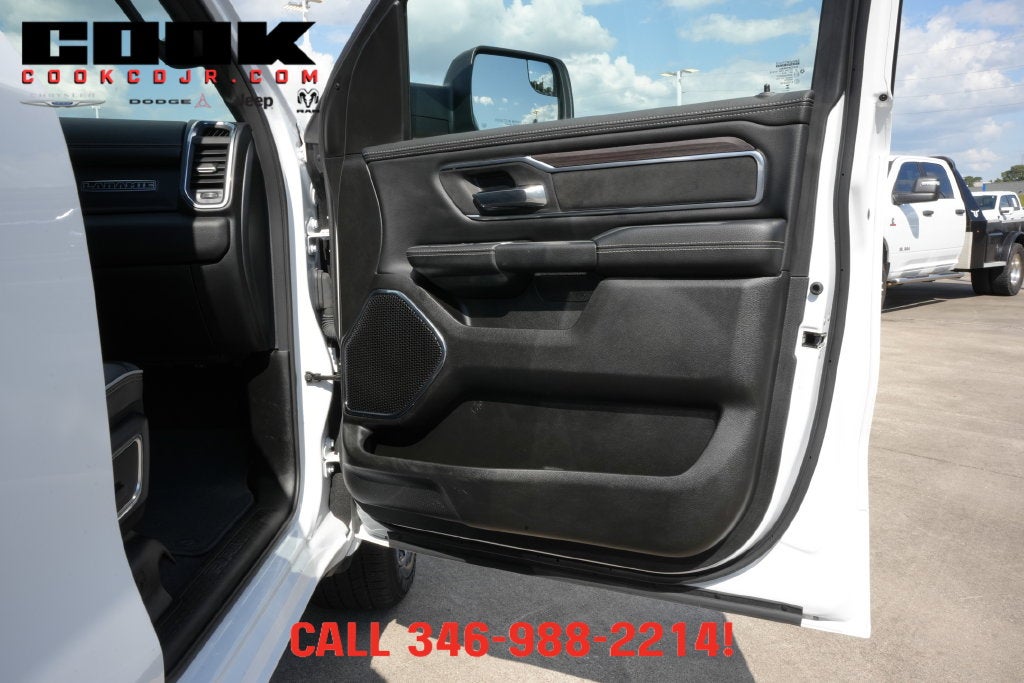 2026 RAM 1500 Laramie Crew Cab 4x4 5'7' Box