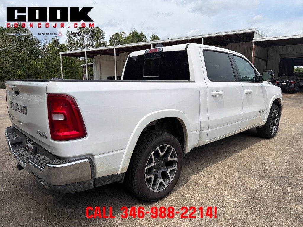 2026 RAM 1500 Laramie Crew Cab 4x4 5'7' Box