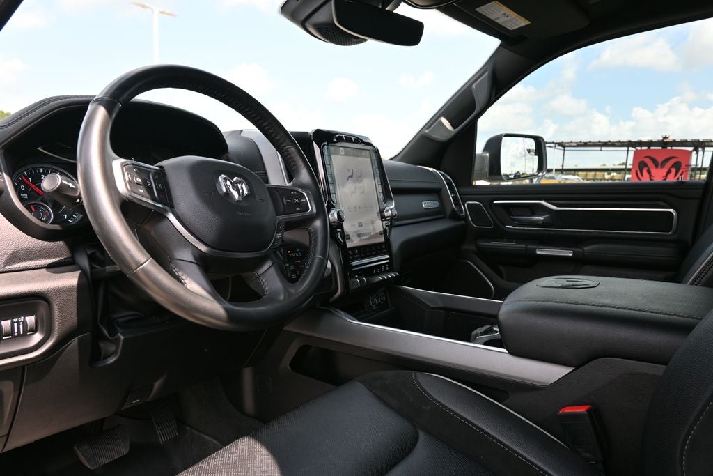 2023 RAM 1500 Laramie Crew Cab 4x4 5'7' Box