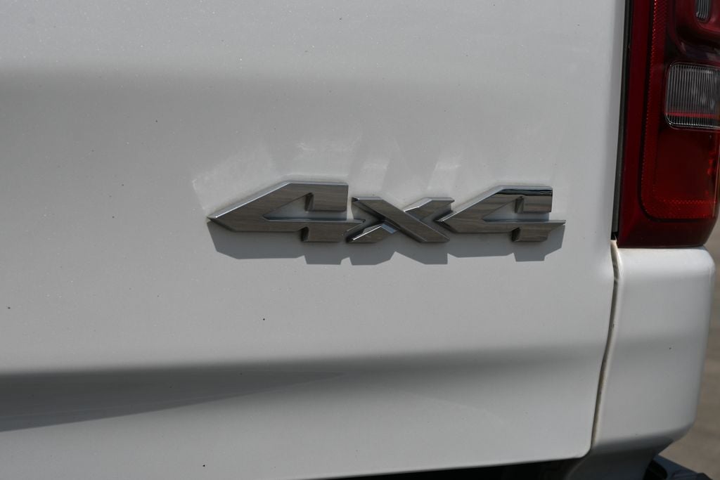 2023 RAM 1500 Laramie Crew Cab 4x4 5'7' Box